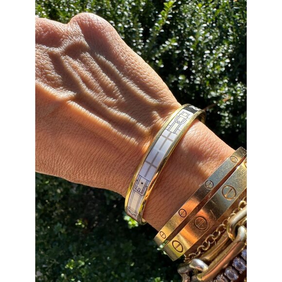 Hermes Gold Printed Enamel Bangle Bracelet 70mm GM Equestrian - Picture 3 of 13